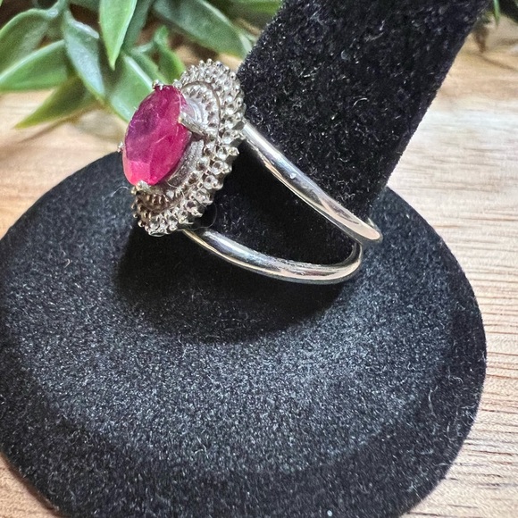 1.80CT ROUND MAHALEO RUBY WITH .28CTW ROUND WHITE TOPAZ STERLING SILVER RING S8 - Picture 3 of 5